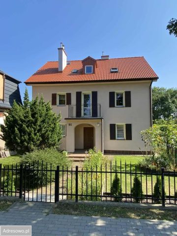 dom wolnostojący, 7 pokoi Kołobrzeg, ul. 6 Dywizji Piechoty. Zdjęcie 1