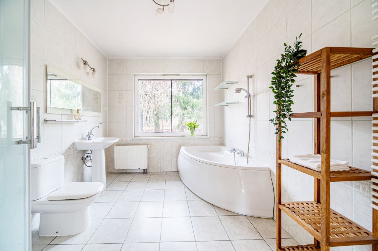 dom wolnostojący, 5 pokoi Złotokłos, ul. Słoneczna. Zdjęcie 14