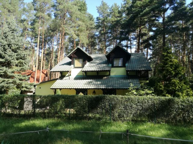dom wolnostojący, 4 pokoje Radzyń, ul. Słoneczna. Zdjęcie 1