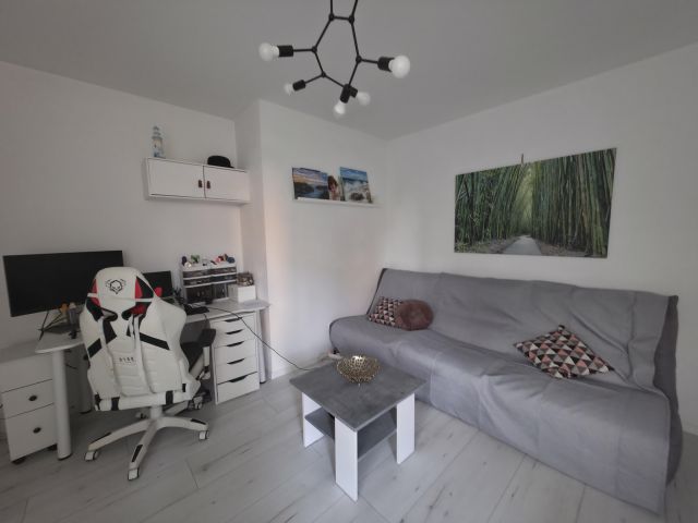 Mieszkanie 3-pokojowe Kraków Prądnik Biały, ul. Mikołaja Reja. Zdjęcie 1