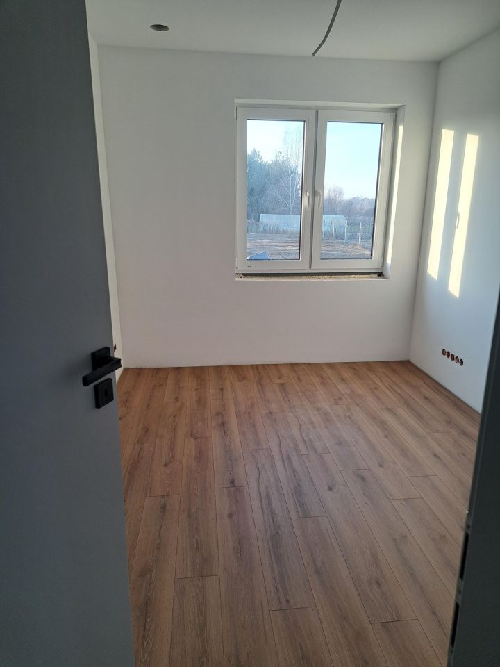 bliźniak, 4 pokoje Mrowiska. Zdjęcie 7