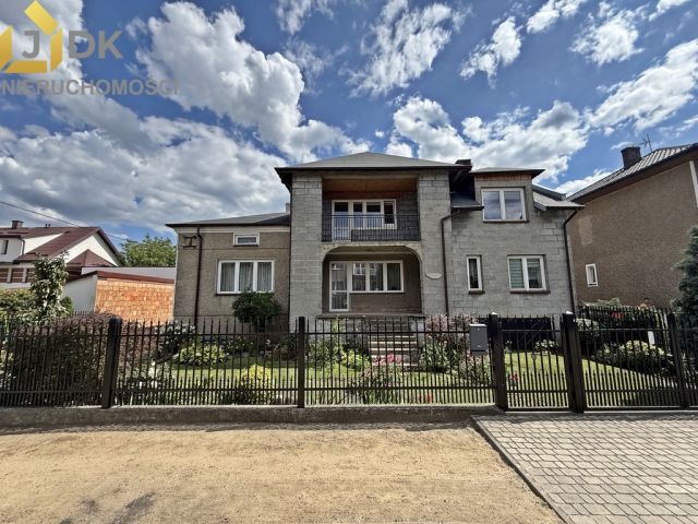 dom wolnostojący, 9 pokoi Kozłów Biskupi. Zdjęcie 3