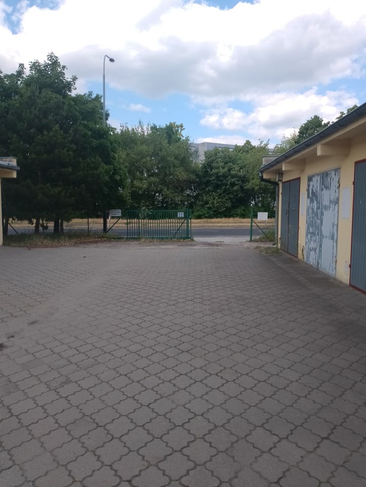 Garaż/miejsce parkingowe Poznań Chartowo, ul. Wiatraczna