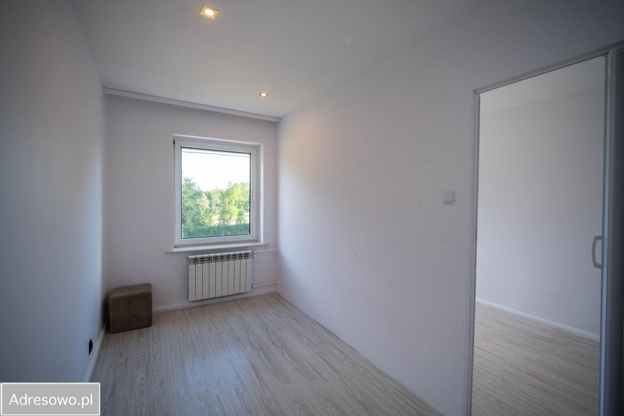 dom wolnostojący, 6 pokoi Zbrosławice. Zdjęcie 8