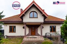 dom wolnostojący, 6 pokoi Luzino, ul. Krzywa