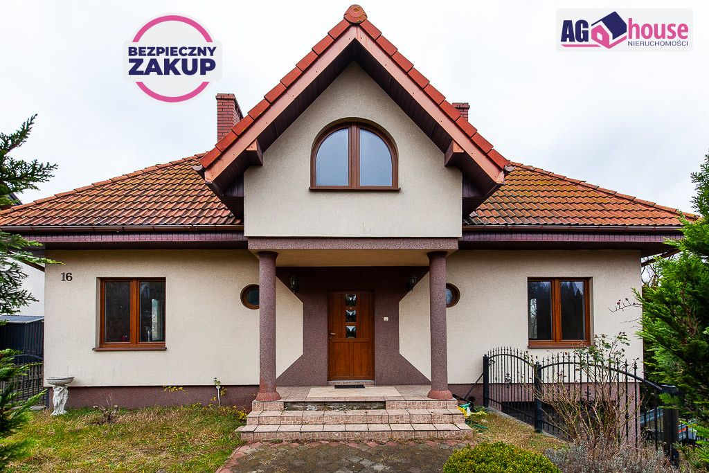 dom wolnostojący, 6 pokoi Luzino, ul. Krzywa