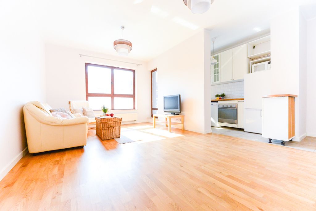 Mieszkanie 3-pokojowe Józefosław, ul. Wilanowska. Zdjęcie 2