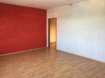 Mieszkanie 4-pokojowe Jędrzejów. Zdjęcie 3