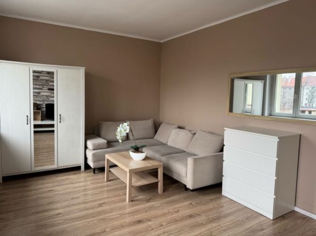 Mieszkanie 2-pokojowe Gliwice Śródmieście, ul. Lutycka. Zdjęcie 1