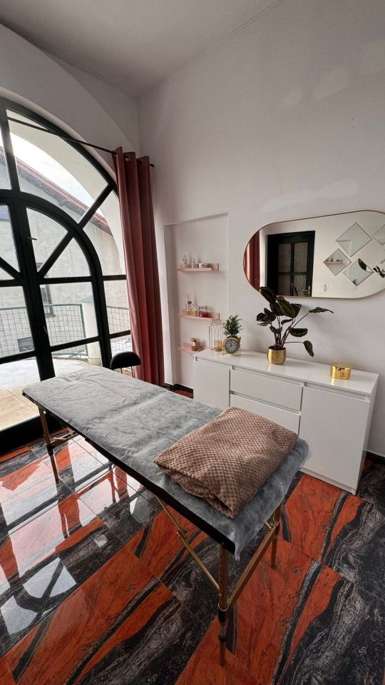 Lokal Kraków Zwierzyniec, ul. Królowej Jadwigi. Zdjęcie 7