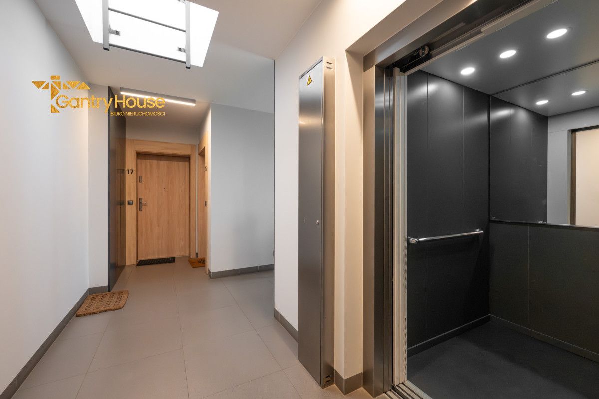 Mieszkanie 3-pokojowe Rumia, ul. Błoń Janowskich. Zdjęcie 16