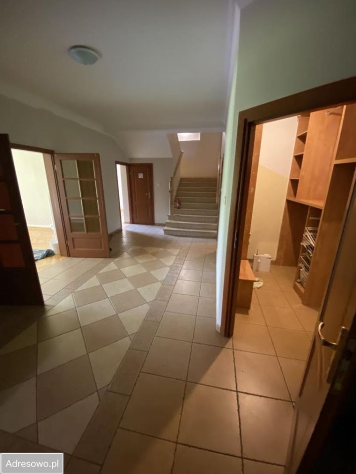 dom wolnostojący, 10 pokoi Konstancin-Jeziorna, ul. Borowa. Zdjęcie 16