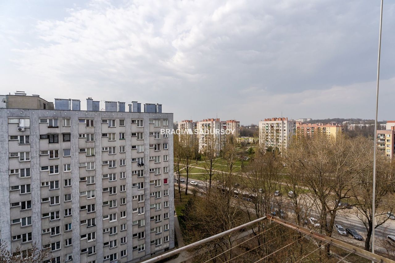 Mieszkanie 2-pokojowe Kraków Bieńczyce, os. Kalinowe. Zdjęcie 3