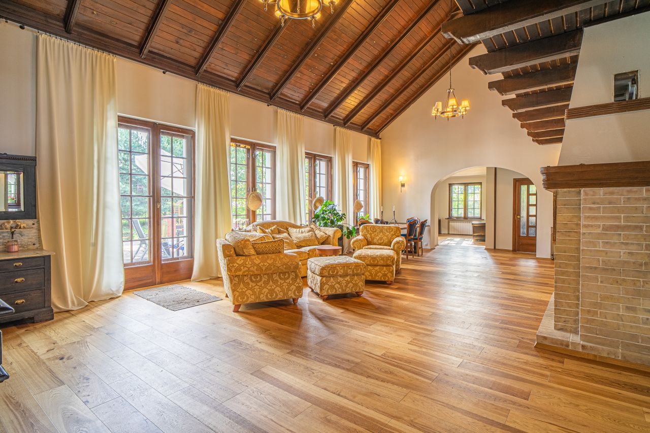 dworek, 11 pokoi Milanówek, ul. Kwiatowa. Zdjęcie 30