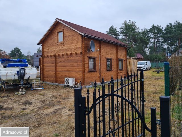 dom letniskowy, 3 pokoje Nowy Jasiniec. Zdjęcie 1