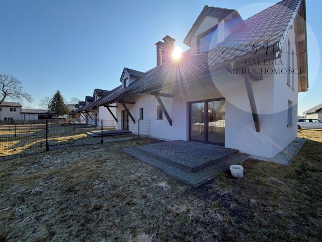 bliźniak, 3 pokoje Dobre Miasto. Zdjęcie 3