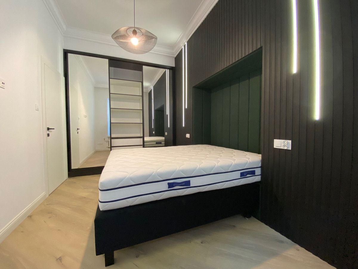 Mieszkanie 3-pokojowe Kielce Centrum, pl. Wolności. Zdjęcie 2