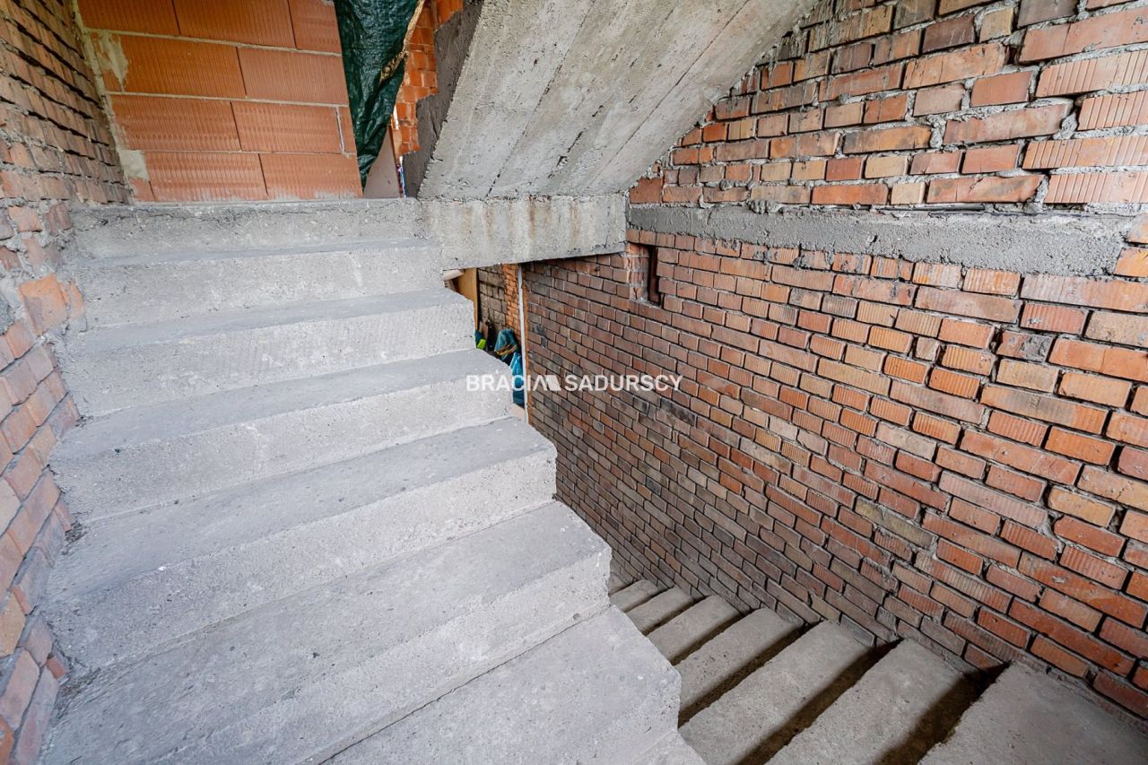dom wolnostojący, 11 pokoi Kraków Dębniki, ul. Aleksandra Zelwerowicza. Zdjęcie 14