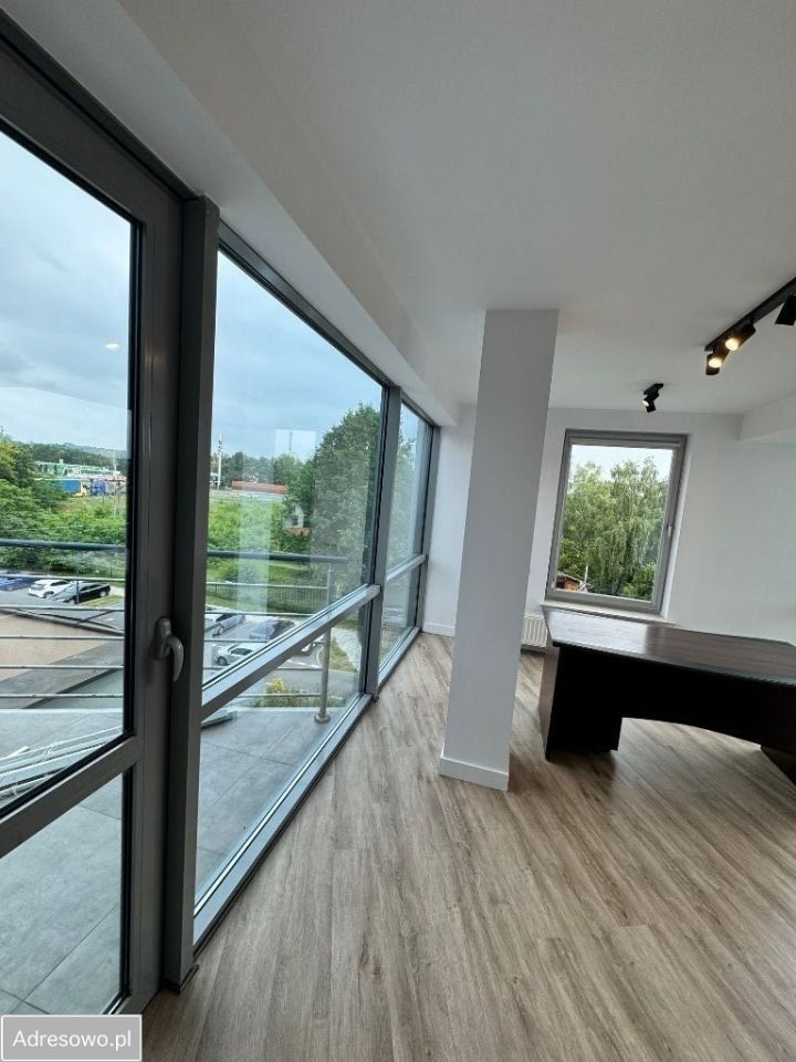 Mieszkanie 5-pokojowe Warszawa Wesoła. Zdjęcie 10