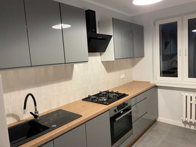 Mieszkanie 3-pokojowe Śrem. Zdjęcie 1