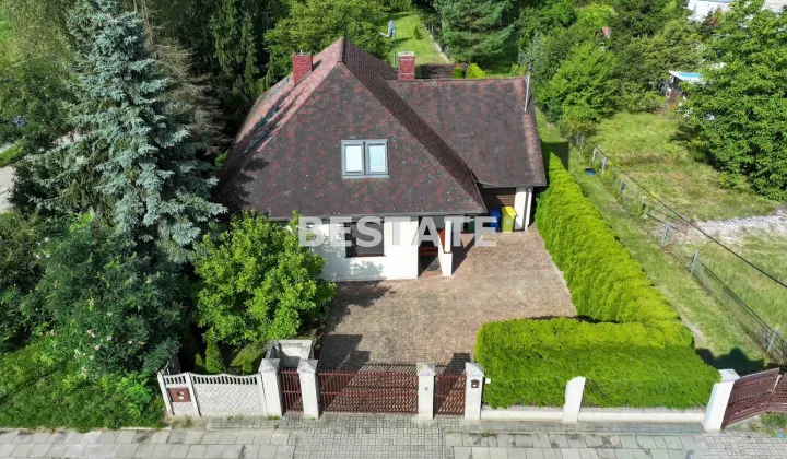 dom wolnostojący, 6 pokoi Pabianice Bugaj