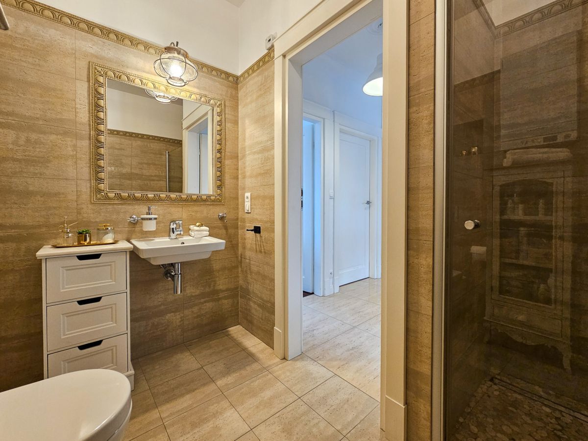 Mieszkanie 5-pokojowe Łódź Górna. Zdjęcie 11