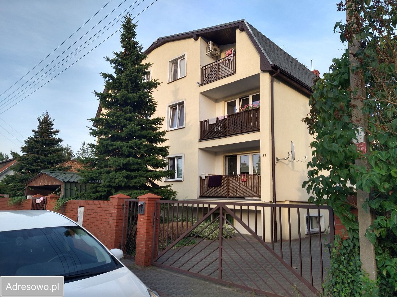 dom wolnostojący, 46 pokoi Poznań Grunwald, ul. Frezjowa