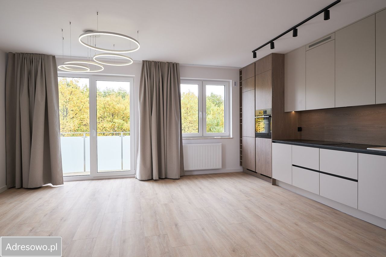 Mieszkanie 4-pokojowe Wrocław Fabryczna, ul. Wilkaska. Zdjęcie 1