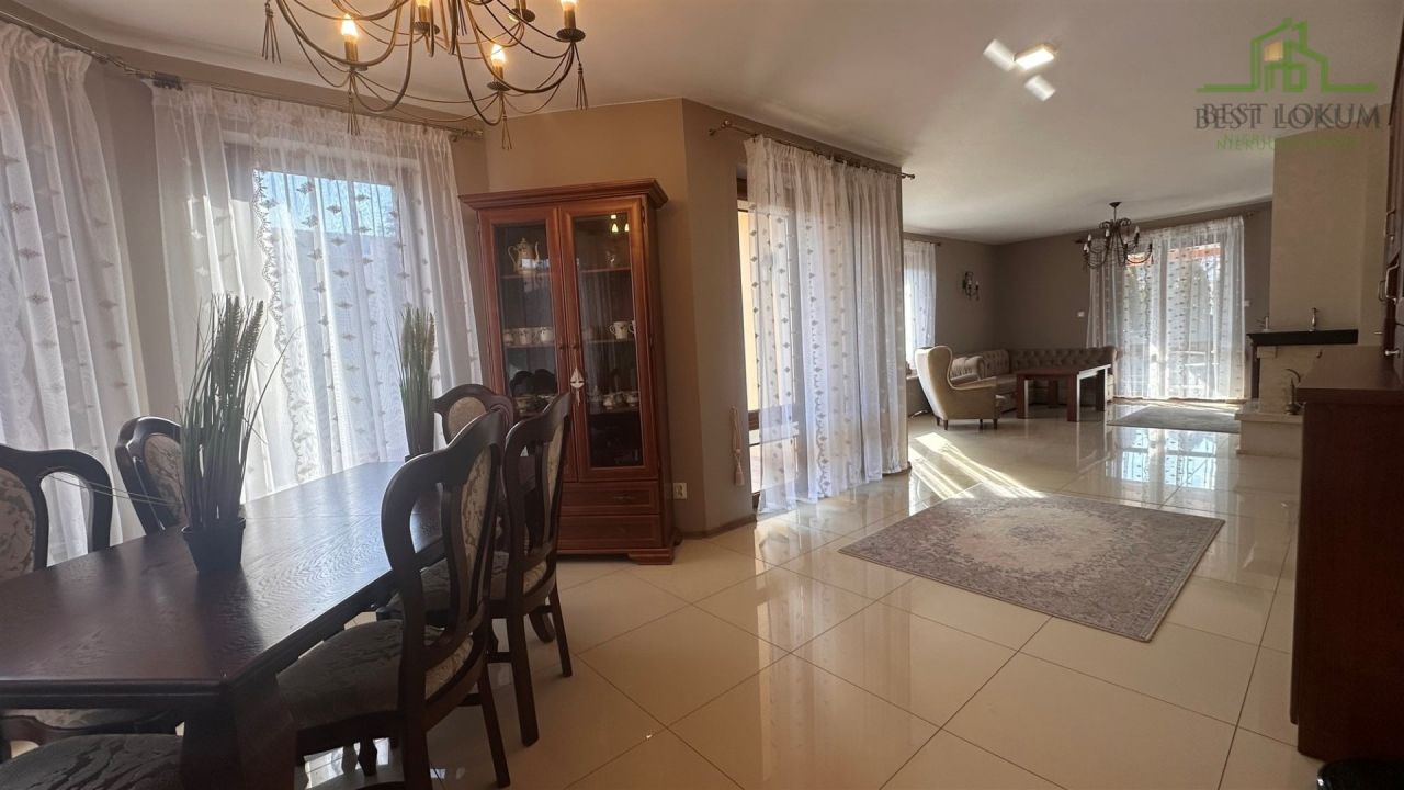 dom wolnostojący, 4 pokoje Bilcza. Zdjęcie 5