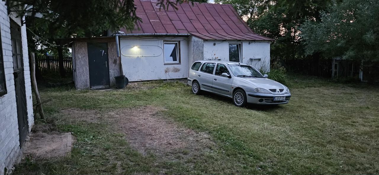 dom wolnostojący, 1 pokój Rąblów. Zdjęcie 1