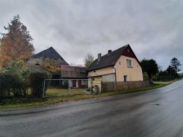 dom wolnostojący, 5 pokoi Braszowice. Zdjęcie 1