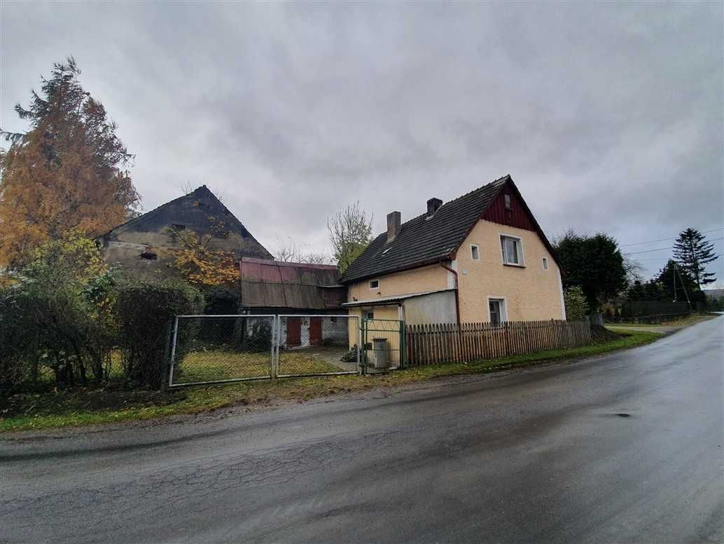 dom wolnostojący, 5 pokoi Braszowice. Zdjęcie 1