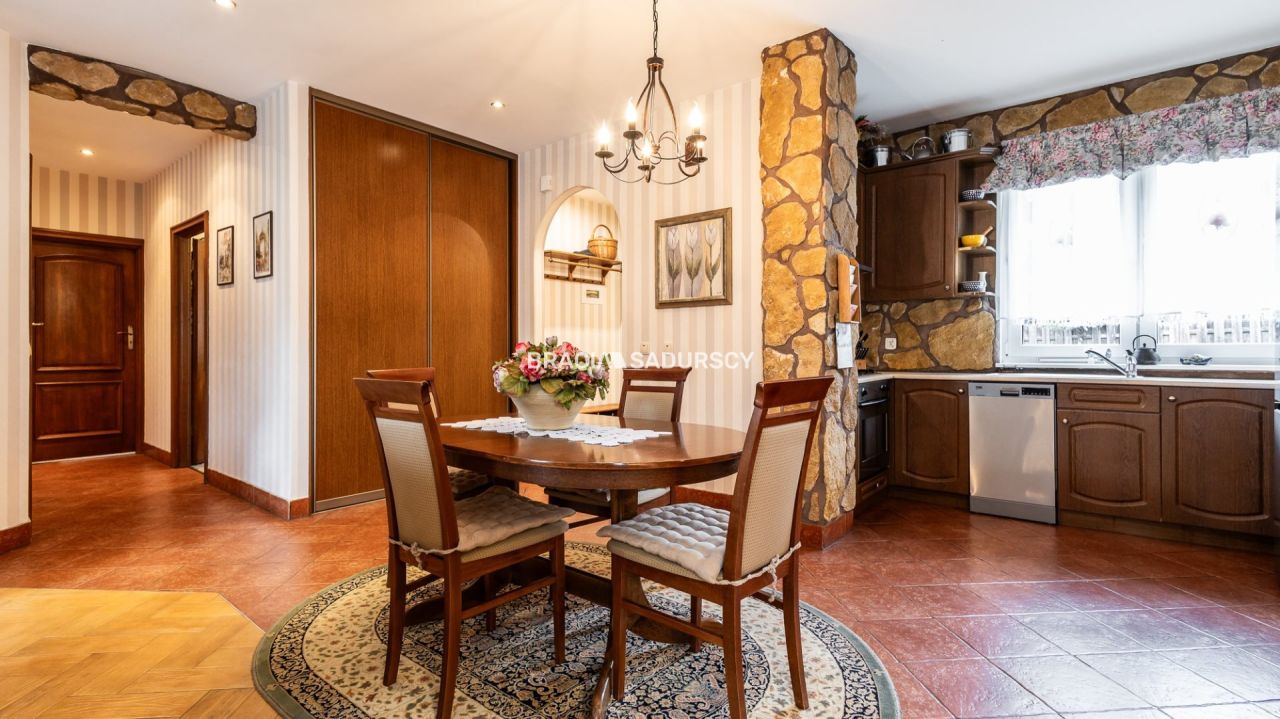 dom wolnostojący, 4 pokoje Michałowice, ul. Komora. Zdjęcie 19