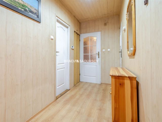 dom wolnostojący, 4 pokoje Pietrzejowice. Zdjęcie 9