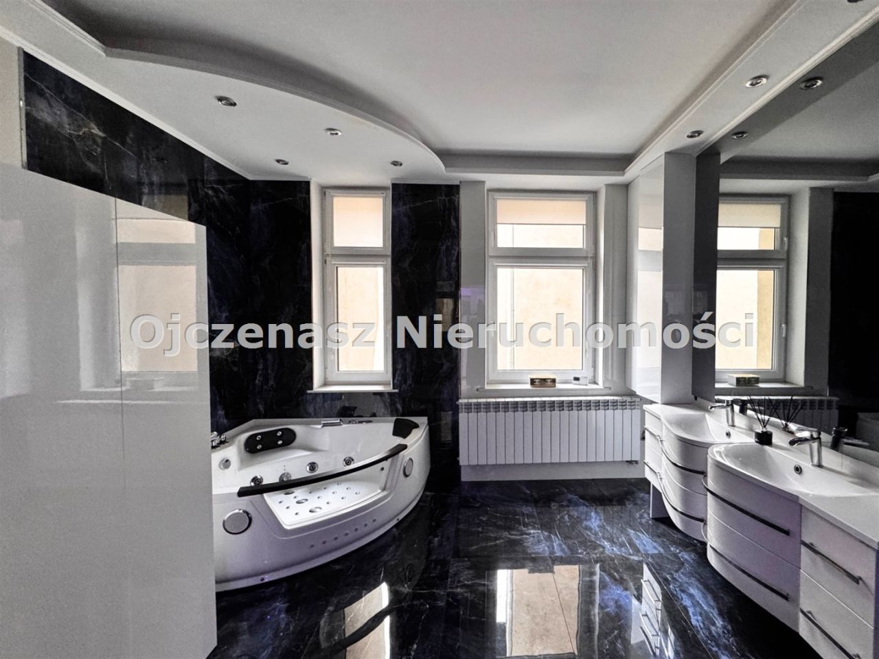 Mieszkanie 3-pokojowe Bydgoszcz Śródmieście. Zdjęcie 6