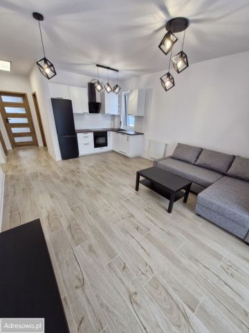 Mieszkanie 3-pokojowe Książenice, ul. Młodości. Zdjęcie 1