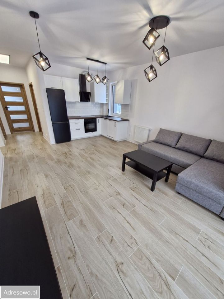 Mieszkanie 3-pokojowe Książenice, ul. Młodości