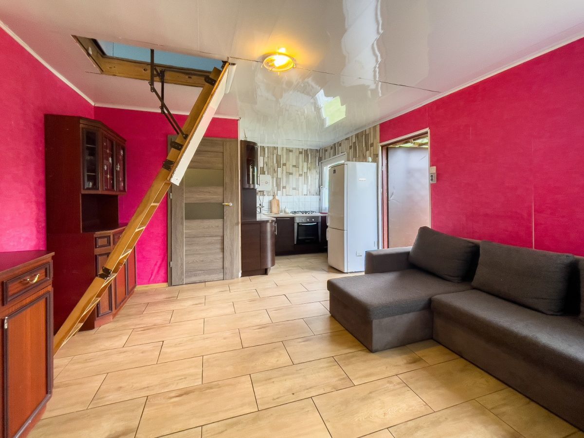 dom wolnostojący, 2 pokoje Złotniki