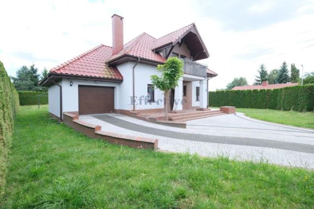 dom wolnostojący, 5 pokoi Wołów, ul. Leśna. Zdjęcie 3