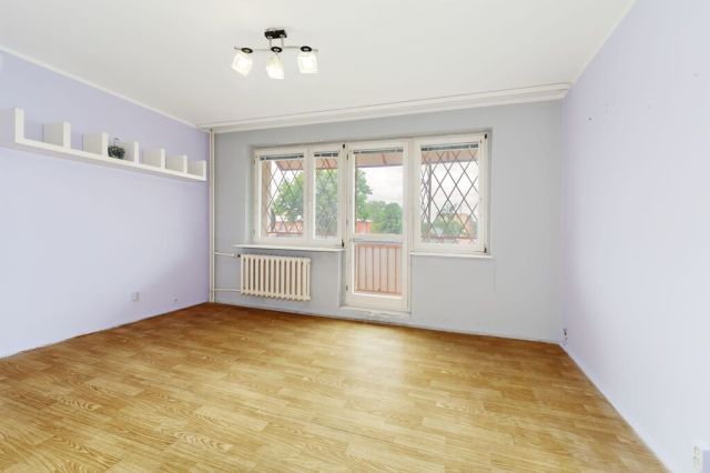 Mieszkanie 4-pokojowe Nowy Dwór Mazowiecki, ul. 29 Listopada. Zdjęcie 2