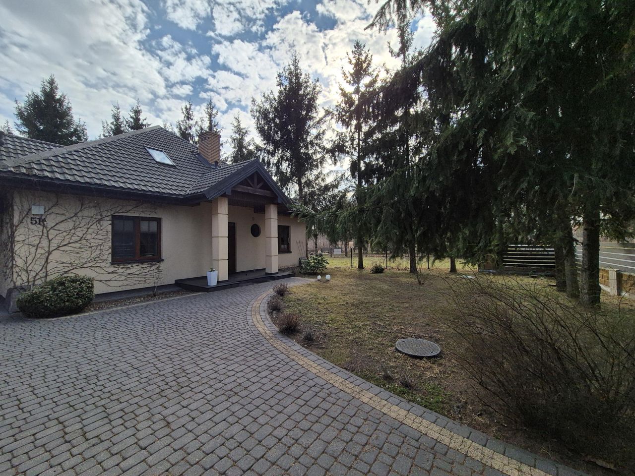 dom wolnostojący, 5 pokoi Humin. Zdjęcie 3