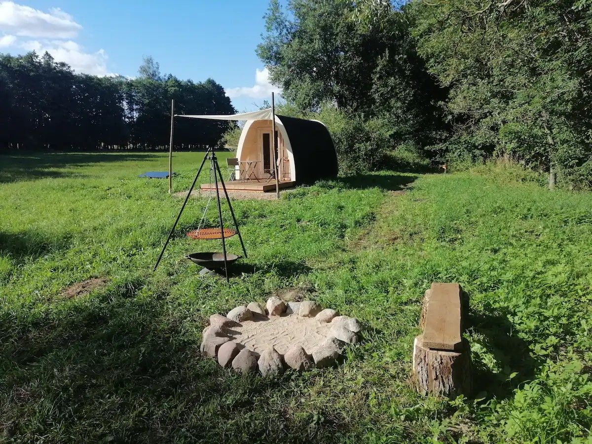 gospodarstwo, 9 pokoi Golubie Wężewskie. Zdjęcie 6