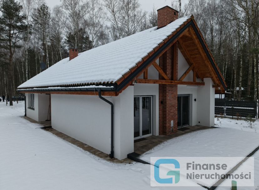 dom wolnostojący, 3 pokoje Borowiny. Zdjęcie 1