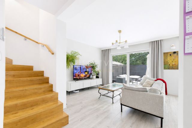 bliźniak, 4 pokoje Łomianki Dolne, ul. Krajobrazowa. Zdjęcie 4