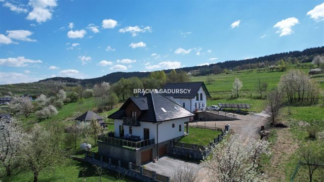 dom wolnostojący, 7 pokoi Bysina Górne Przedmieście. Zdjęcie 4