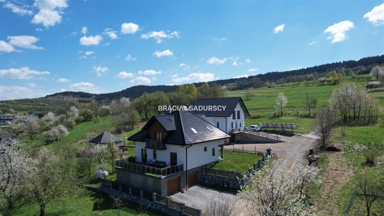dom wolnostojący, 7 pokoi Bysina Górne Przedmieście. Zdjęcie 4