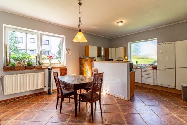 dom wolnostojący Łeba, ul. Władysława Grabskiego. Zdjęcie 4