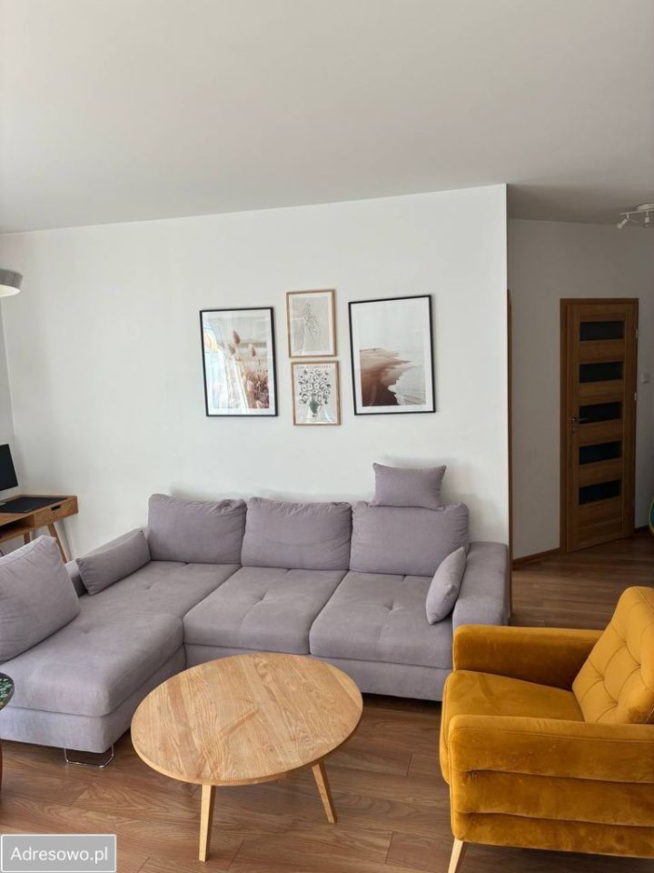 Mieszkanie 2-pokojowe Olsztyn Śródmieście, ul. 1 Maja. Zdjęcie 2