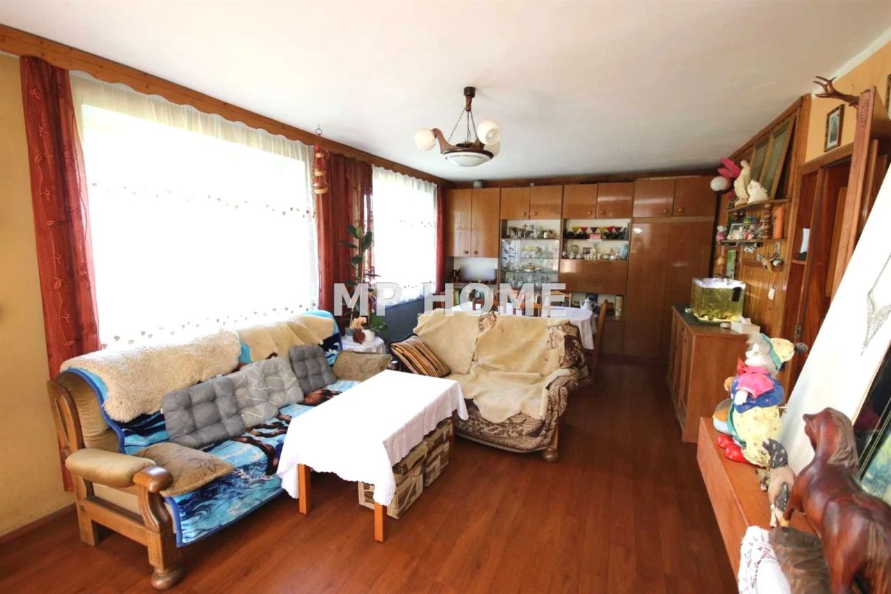 dom wolnostojący, 5 pokoi Bronów. Zdjęcie 7