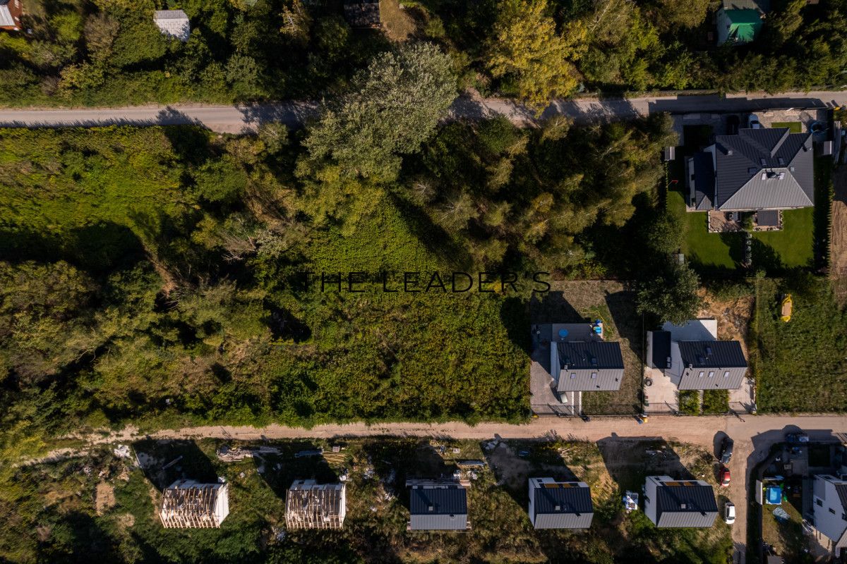 dom wolnostojący, 5 pokoi Łomianki. Zdjęcie 8